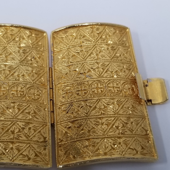 Vintag Super Rare Statement XL Gilt Alhambra Etruscan Pyramid Wide Cuff Bracelet - Picture 12 of 16
